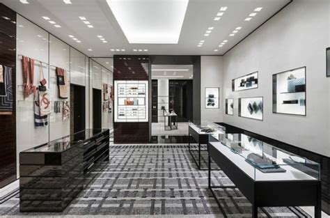 chanel toronto robbery 1996 bobby|Chanel flagship store by Peter Marino, Toronto – Canada.